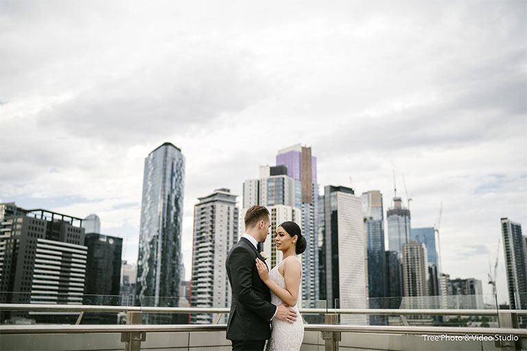 Carousel Albert Park Tree Studio Wedding Photos Videos