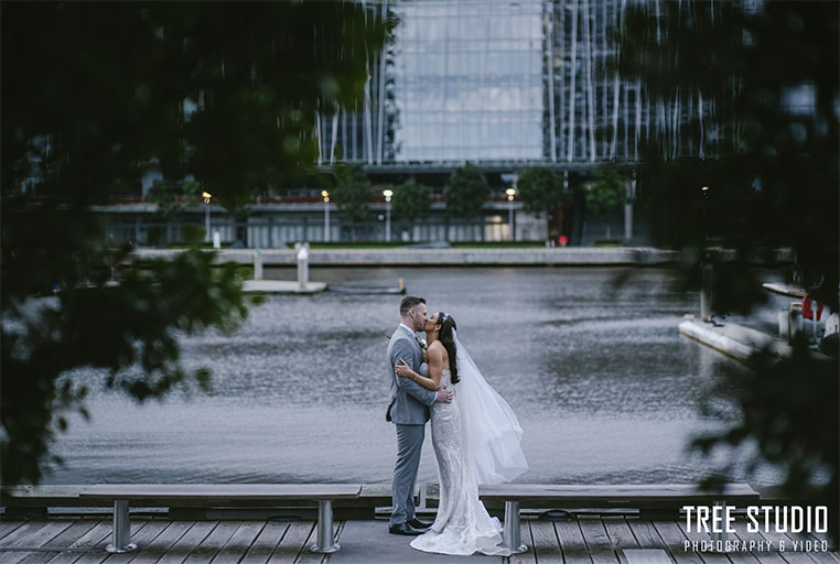 Pier 35 Bar Grill a 1 - Top 7 Wedding Photography Style in Melbourne