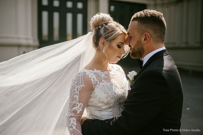 stephe - Stephanie & Luke's Wedding Photography @ Luminare