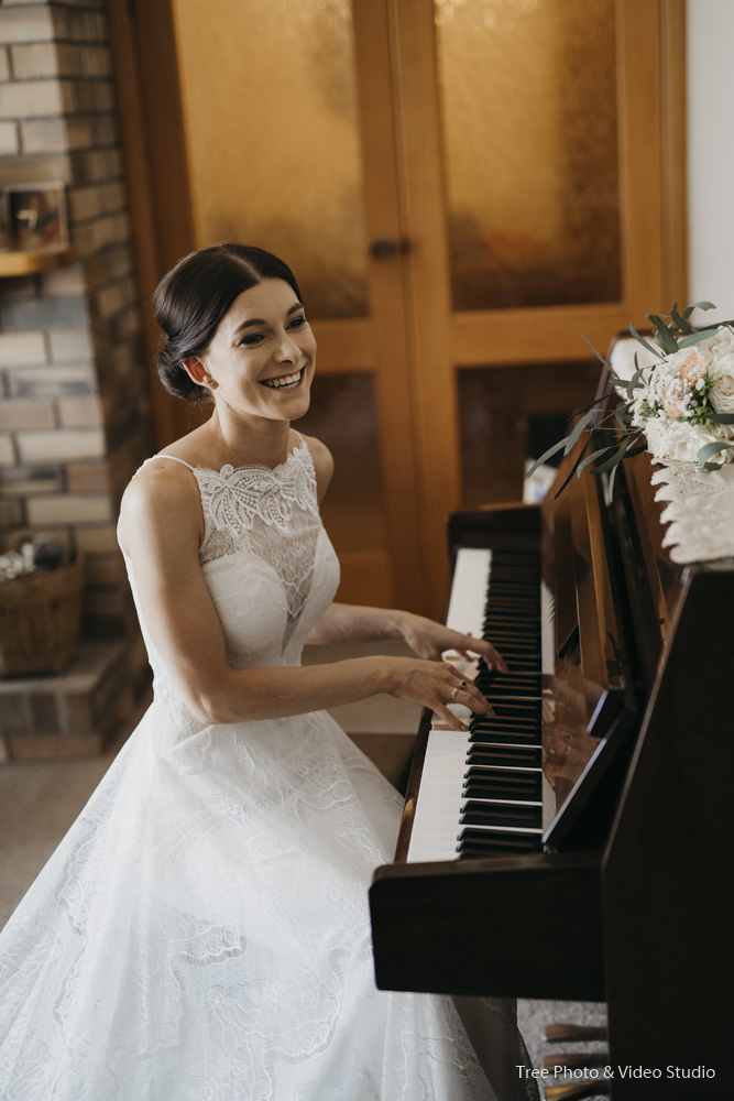 Georgia Jamie Horsham Town Hall Wedding 43 of 186 - Top 5 Wedding Colour Themes in Australia 2019