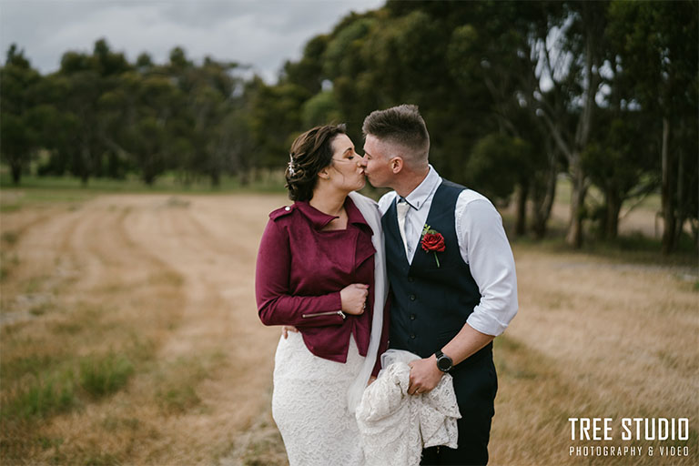 St Annes Winery Wedding Photography Leah 4 - Zach and Leah @ St Annes Winery