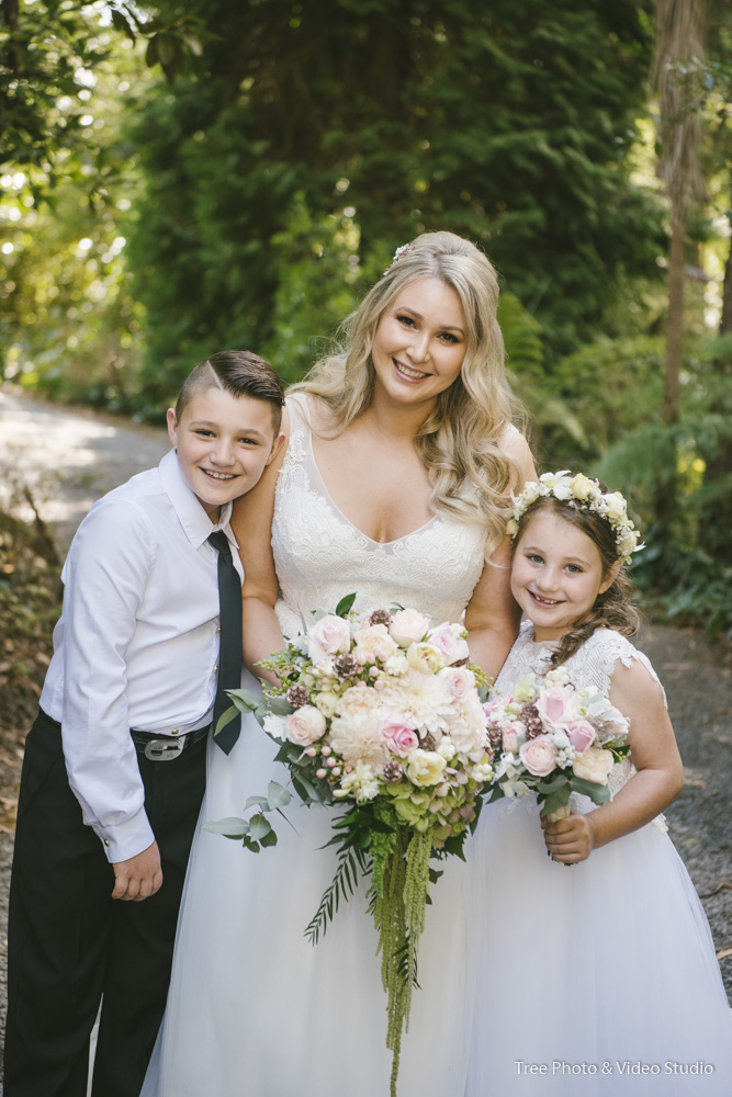 Tatra Wedding KM 118 - 5 Steps To Capture The Perfect Wedding Family Photos