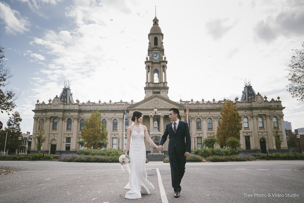 South Melbourne Town Hall Wedding Photography - The best wedding photo locations in Melbourne [2020]