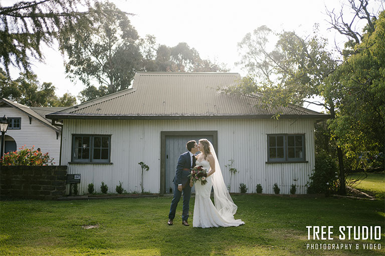 Olinda Yarra Wedding Photography EM 3 - 7 Steps wedding videographer guide in Melbourne [2020]