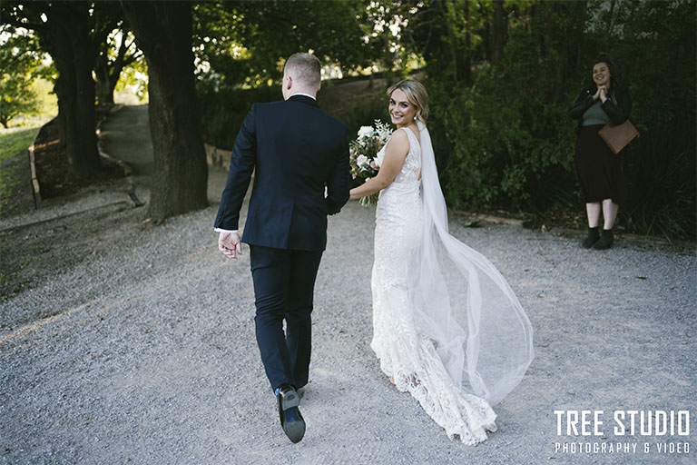 The Farm Yarra Valley Wedding Photography EM 34 - 5 Steps Wedding Videographer Editing [2020]